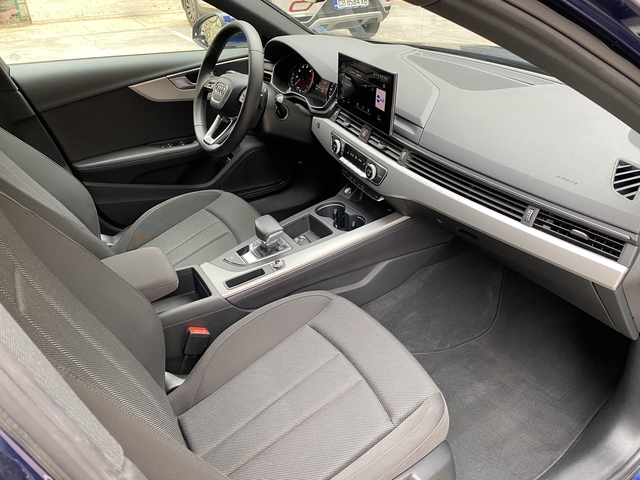 Audi A4 2.0 TFSI /S tronic / Design /НАЛИЧНА ! - автомобили, коли, обяви за нови и употребявани 10