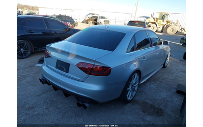 audi-a4-2-0l-i-4-di-dohc-vvt-turbo-211hp-front-wheel-drive - 3