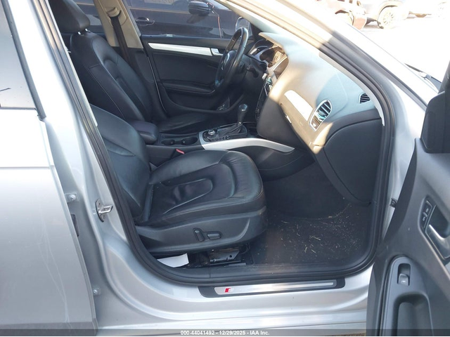 Audi A4 2.0L I-4 DI, DOHC, VVT, TURBO, 211HP Front Wheel Drive - автомобили, коли, обяви за нови и употребявани 4