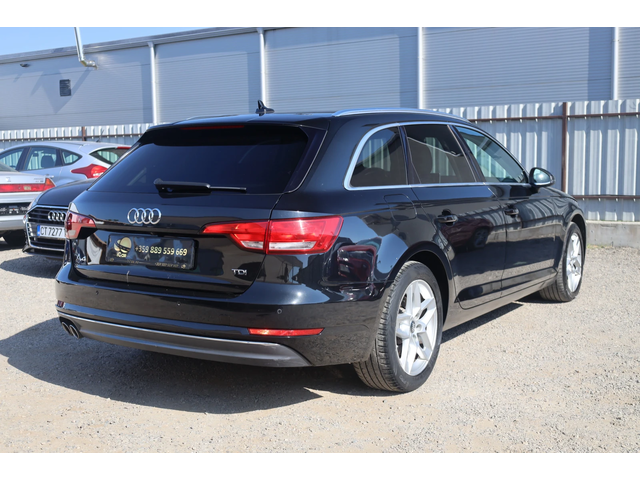 Audi A4 A4 - автомобили, коли, обяви за нови и употребявани 5