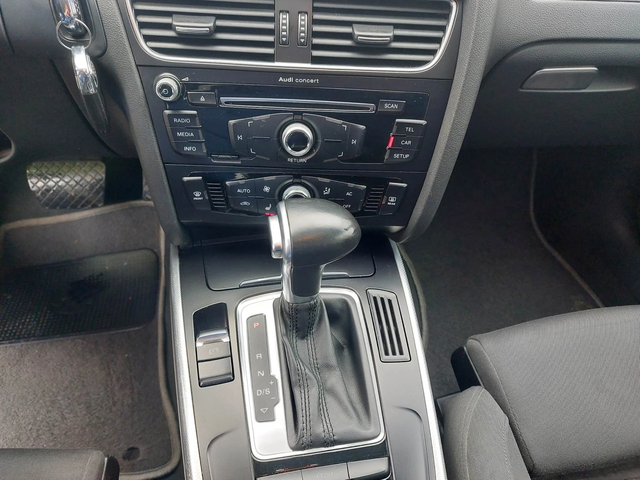 Audi A4 2, 0TDI 177ps FACELIFT - автомобили, коли, обяви за нови и употребявани 11