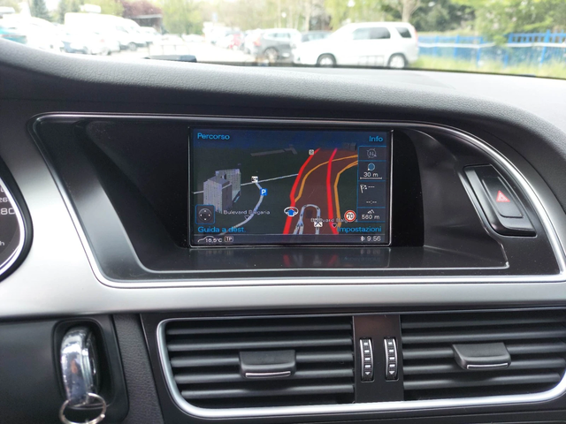 Audi A4 2, 0TDI 150ps NAVI LED - автомобили, коли, обяви за нови и употребявани 9