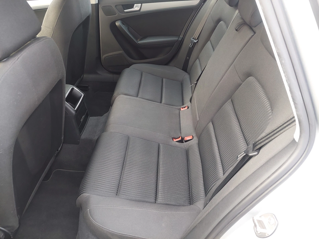 Audi A4 1, 8T 160ps 89000km!!! - автомобили, коли, обяви за нови и употребявани 11