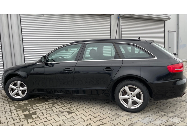 Audi A4 1, 8i bi-fuel GPL, 6ск., климатр., борд, мулти, те - автомобили, коли, обяви за нови и употребявани 2