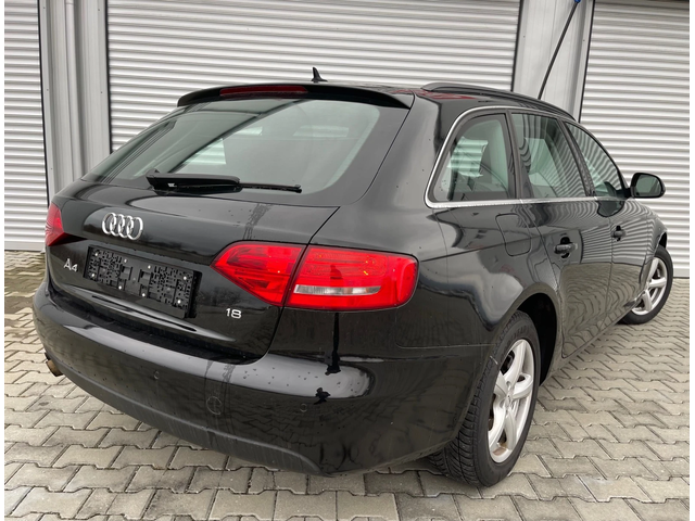 Audi A4 1, 8i bi-fuel GPL, 6ск., климатр., борд, мулти, те - автомобили, коли, обяви за нови и употребявани 4