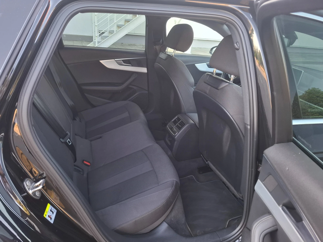 Audi A4 2.0tdi S-Line 4x4 Navi - автомобили, коли, обяви за нови и употребявани 9