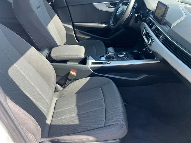 Audi A4 2.0 ТDI - автомобили, коли, обяви за нови и употребявани 11