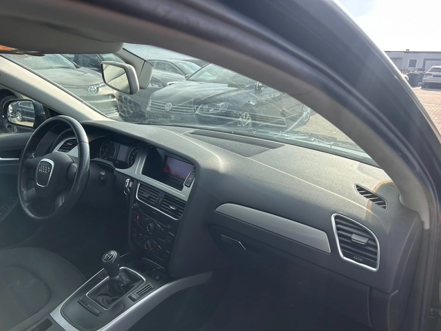 Audi A4 2.0TDI NAVI EURO 5 - автомобили, коли, обяви за нови и употребявани 9