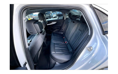 Audi A4 * Progressiv | Navigation | Heated Seats | Moonroo - автомобили, коли, обяви за нови и употребявани 13