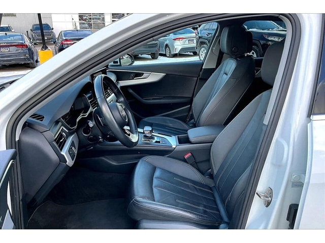 Audi A4 * Progressiv | Navigation | Heated Seats | Moonroo - автомобили, коли, обяви за нови и употребявани 2