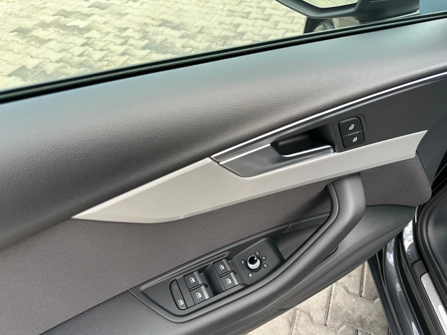 Audi A4 2.0TDI* LED* NAVI* AVTOMATIK* TOP* - автомобили, коли, обяви за нови и употребявани 11