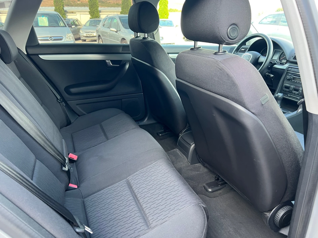 Audi A4 - автомобили, коли, обяви за нови и употребявани 6