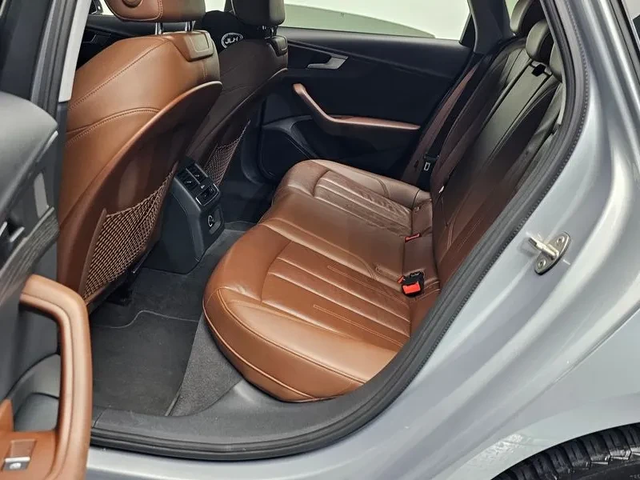 Audi A4 2.0 TDI Premium - автомобили, коли, обяви за нови и употребявани 12