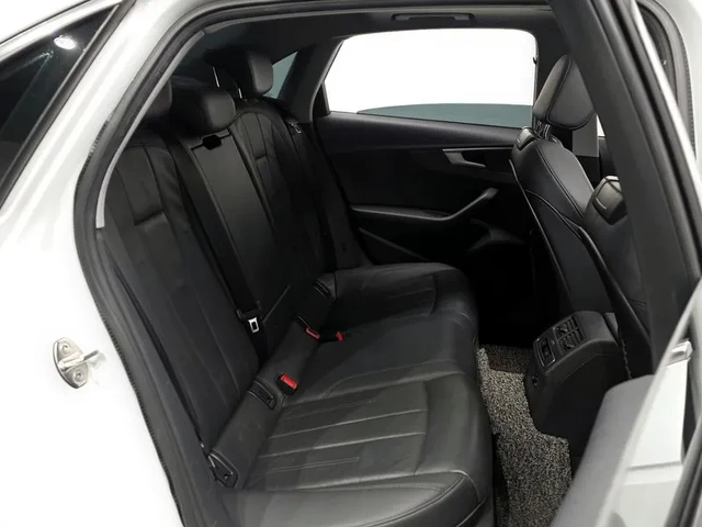 Audi A4 2.0 Tdi Premium - автомобили, коли, обяви за нови и употребявани 11