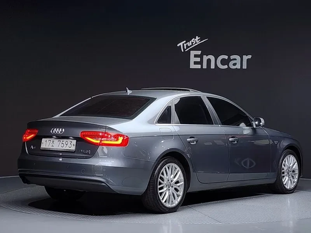 Audi A4 2.0 Tdi Quattro Comfort Edition B8 - автомобили, коли, обяви за нови и употребявани 2