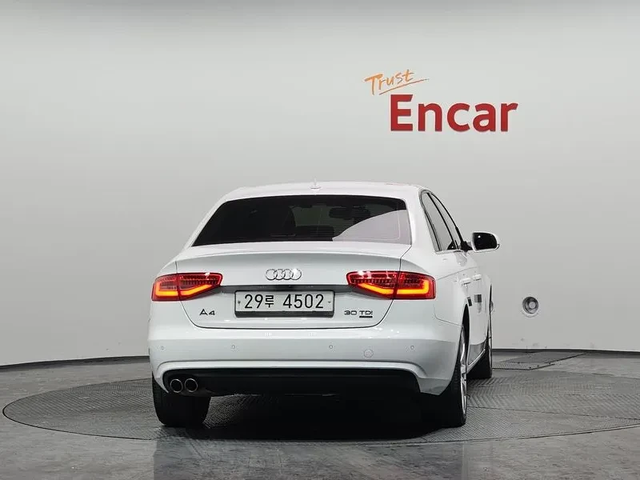 Audi A4 2.0 TDI Dynamic - автомобили, коли, обяви за нови и употребявани 6