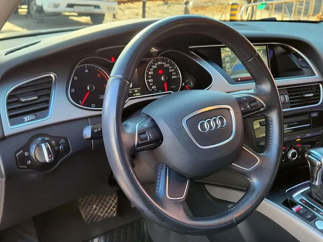 Audi A4 2.0 TDI Quattro Dynamic B8 - автомобили, коли, обяви за нови и употребявани 7