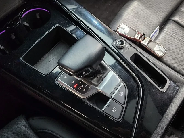 Audi A4 2.0 Tdi Premium - автомобили, коли, обяви за нови и употребявани 8