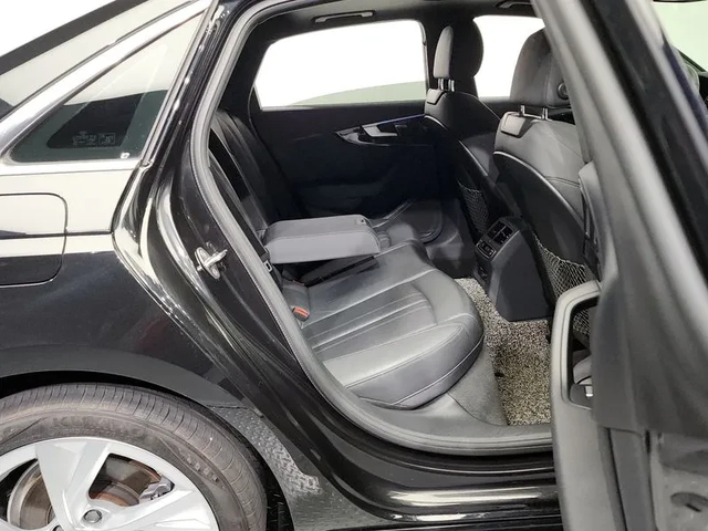 Audi A4 2.0 Tdi Premium - автомобили, коли, обяви за нови и употребявани 11