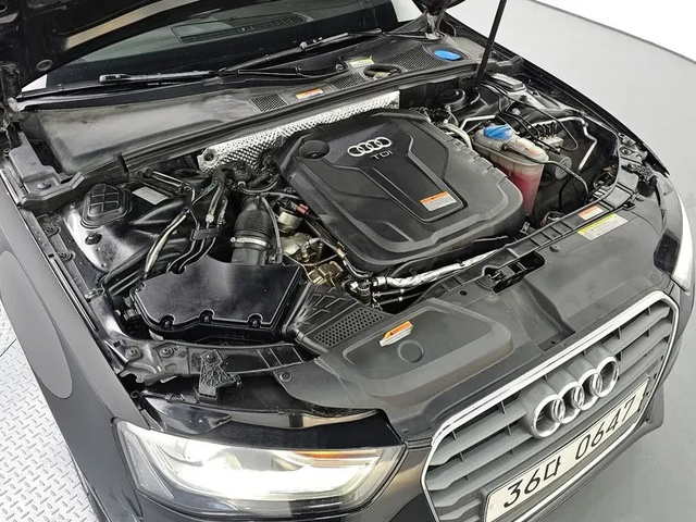 Audi A4 2.0 TDI Dynamic B8 - автомобили, коли, обяви за нови и употребявани 5