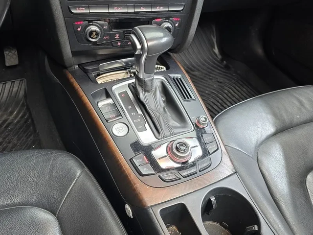 Audi A4 2.0 TDI Quattro Dynamic B8 - автомобили, коли, обяви за нови и употребявани 8