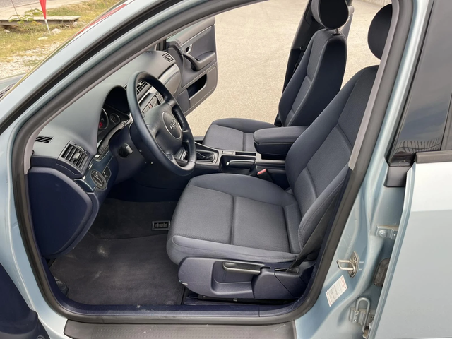 Audi A4 1.9TDI 101кс. КЛИМАТРОНИК - автомобили, коли, обяви за нови и употребявани 7