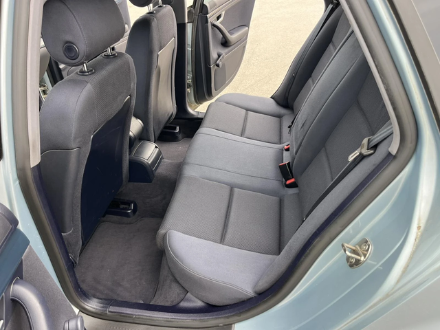 Audi A4 1.9TDI 101кс. КЛИМАТРОНИК - автомобили, коли, обяви за нови и употребявани 8