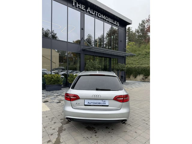 Audi A4 - автомобили, коли, обяви за нови и употребявани 4