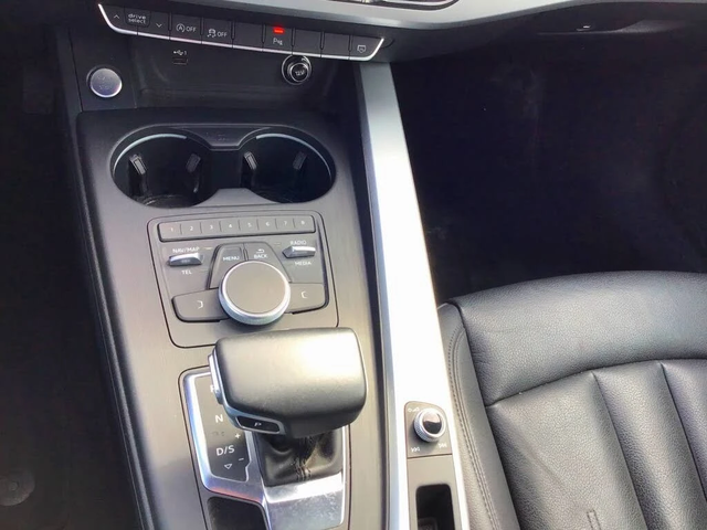 Audi A4 2.0TFSI* Komfort* АвтоКредит* (ЦЕНА ДО БГ) - автомобили, коли, обяви за нови и употребявани 11