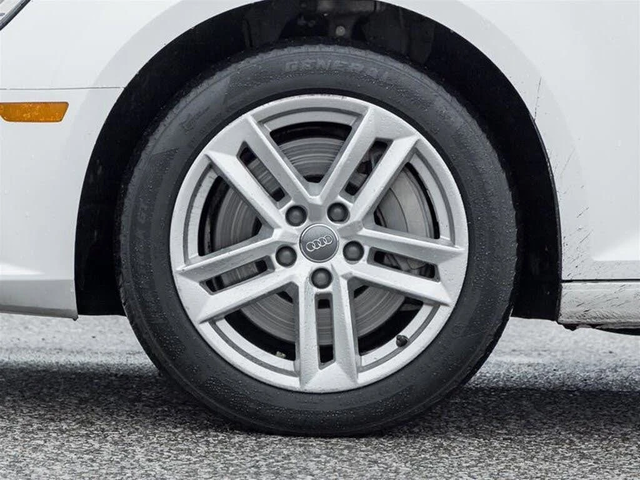 Audi A4 2.0T* quattro* Komfort* АвтоКредит* (ЦЕНА ДО БГ) - автомобили, коли, обяви за нови и употребявани 3