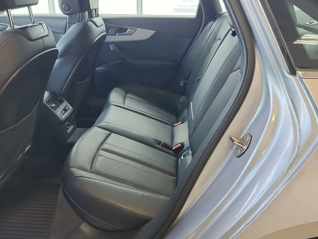 Audi A4 Technik/CARFAX/ДИСТРОНИК/360 КАМ/ШИБЕДАХ/2 КЛЮЧА - автомобили, коли, обяви за нови и употребявани 10