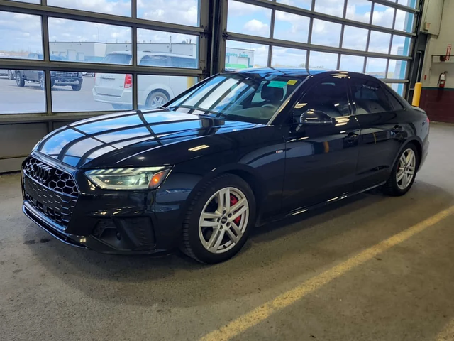 Audi A4 SLINE/TECHNIK/CARFAХ/Дистроник/Подгрев/Обдух/+ ГУМ - автомобили, коли, обяви за нови и употребявани 0