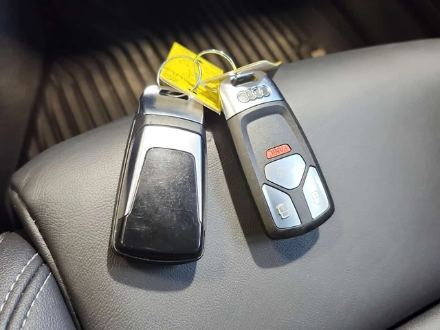 Audi A4 SLINE/TECHNIK/CARFAХ/Дистроник/Подгрев/Обдух/+ ГУМ - автомобили, коли, обяви за нови и употребявани 6