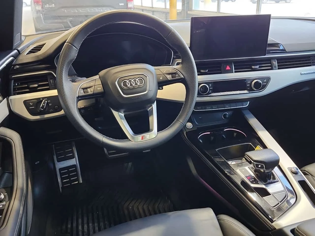 Audi A4 TECHNIK| 2 KЛЮЧА| 2 ЧИФТА ГУМИ С ДЖАНТИ| 360| - автомобили, коли, обяви за нови и употребявани 7