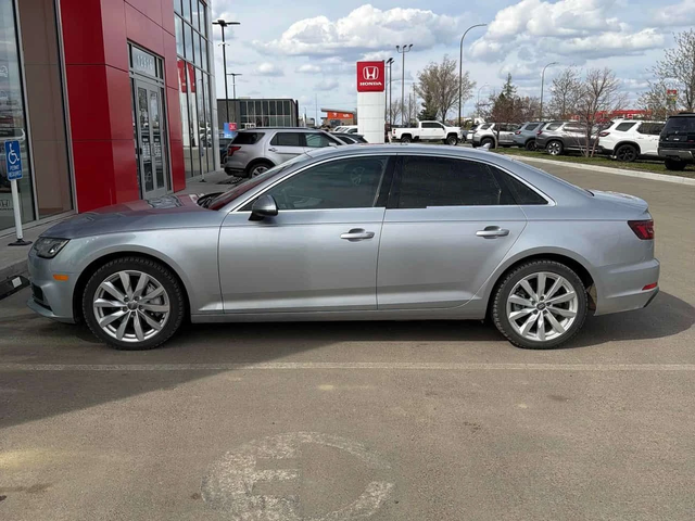 Audi A4 Komfort /CARFAX/Шибедах/Подгрев/Памет - автомобили, коли, обяви за нови и употребявани 2
