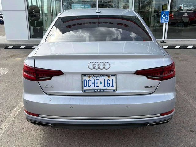 Audi A4 Komfort /CARFAX/Шибедах/Подгрев/Памет - автомобили, коли, обяви за нови и употребявани 4