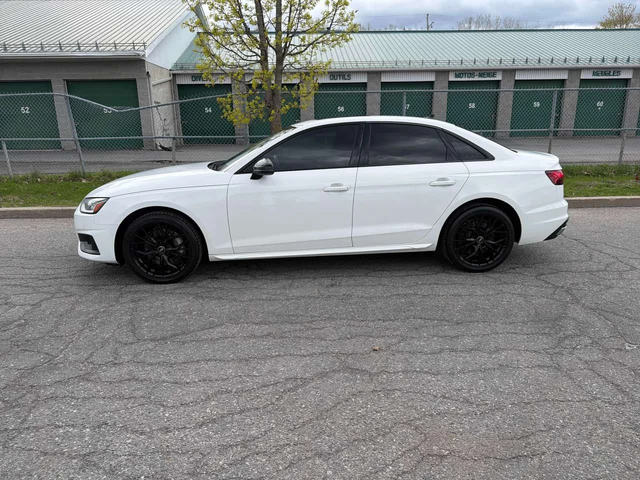 Audi A4 * Komfort * MATRIX* DISTRONIC* KEYLESS* - автомобили, коли, обяви за нови и употребявани 1