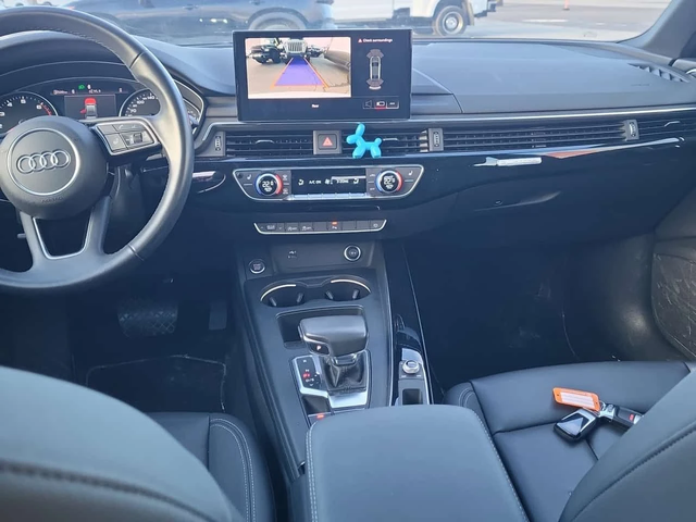 Audi A4 Komfort /DISTRONIC/CAMERA/ПОДГРЕВИ/ШИБИДАХ - автомобили, коли, обяви за нови и употребявани 9