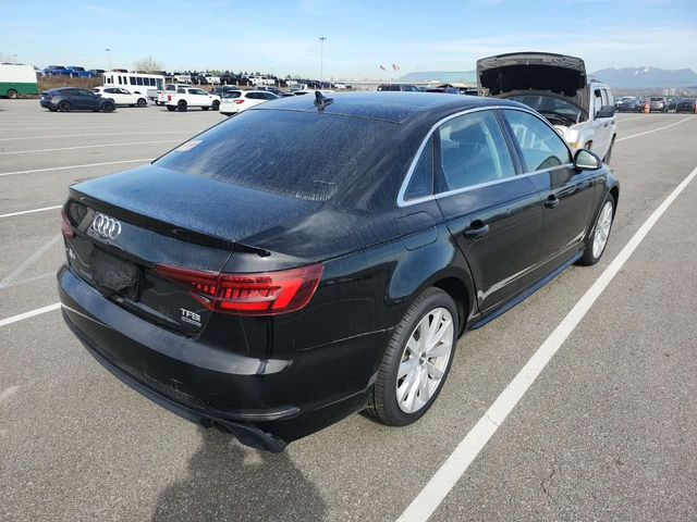 Audi A4 Komfort/CARFAX/ Подгрев/Памет/Шибедах - автомобили, коли, обяви за нови и употребявани 2