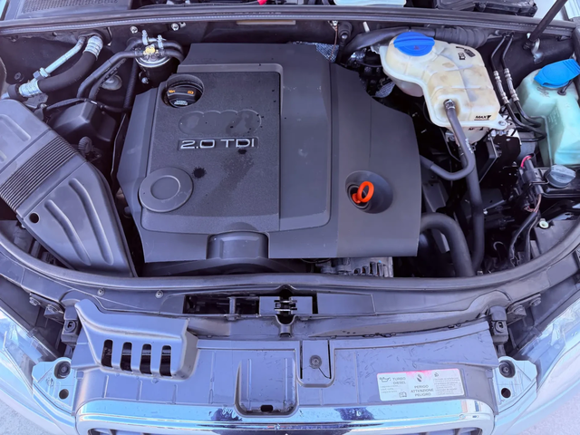 Audi A4 2.0tdi 170k.c* S-line* 4x4* UNIKAT* - автомобили, коли, обяви за нови и употребявани 16