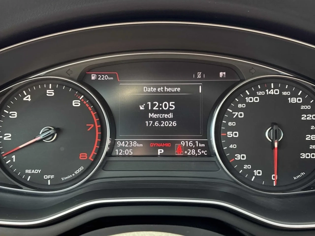 Audi A4 Progressiv * Keyless * CARFAX * АВТО КРЕДИТ * - автомобили, коли, обяви за нови и употребявани 7
