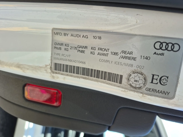 Audi A4 Komfort * Keyless * CARFAX * АВТО КРЕДИТ * - автомобили, коли, обяви за нови и употребявани 14