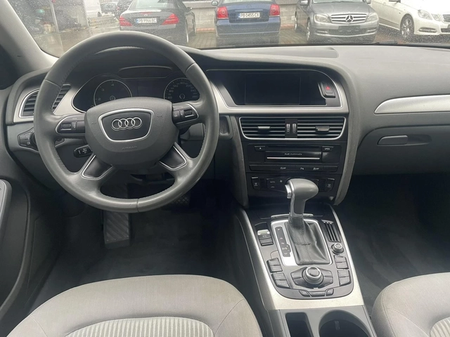 Audi A4 2.0 TDI Advanced - автомобили, коли, обяви за нови и употребявани 12