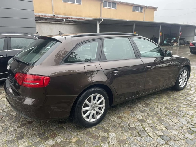 Audi A4 2.0 TDI Advanced - автомобили, коли, обяви за нови и употребявани 3