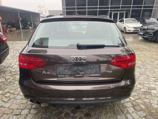 Audi A4 2.0 TDI Advanced - автомобили, коли, обяви за нови и употребявани 5