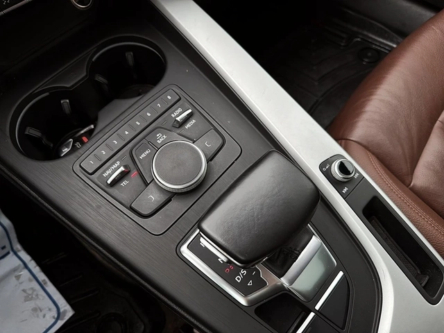 Audi A4 PREMIUM - автомобили, коли, обяви за нови и употребявани 14