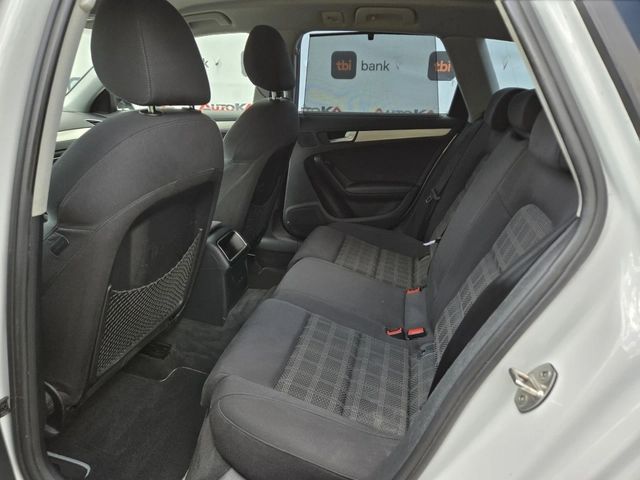 Audi A4 2.0TDI-150кс= АВТОМАТ= 3хS-Line= FACE= NAVI= ПОДГР - автомобили, коли, обяви за нови и употребявани 8