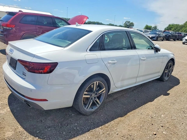 Audi A4 Premium Plus - автомобили, коли, обяви за нови и употребявани 2