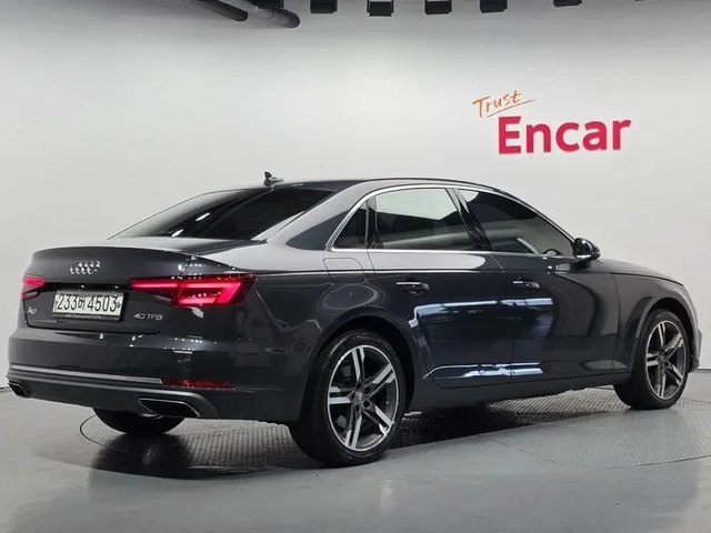 Audi A4 40TFSI Premium - САМО 30% АВАНС - автомобили, коли, обяви за нови и употребявани 4
