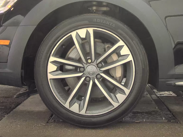 Audi A4 Allroad Premium Plus - автомобили, коли, обяви за нови и употребявани 13